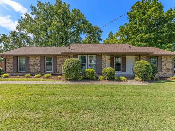 233 Iris Dr, Hendersonville, TN 37075