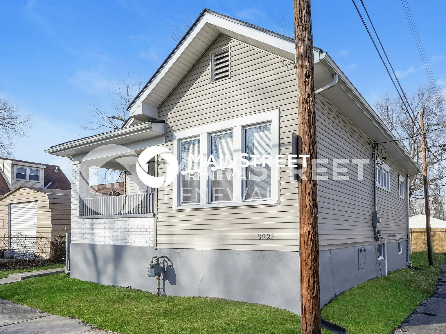 3923 Elliott Ave — Photo 1