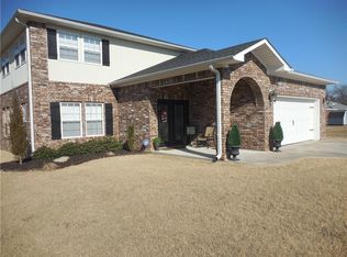 304 Wapiti, Poteau, OK 74953