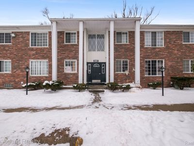 39417 Van Dyke Ave APT 605, Sterling Heights, MI, 48313