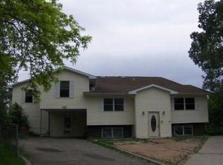 1612 Cliffview Dr, Holmen, WI 54636