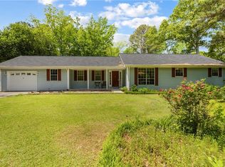 40 Carole Dr, Carrollton, GA 30117