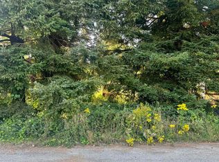 2270 Harmony Ln, Crescent City, CA 95531