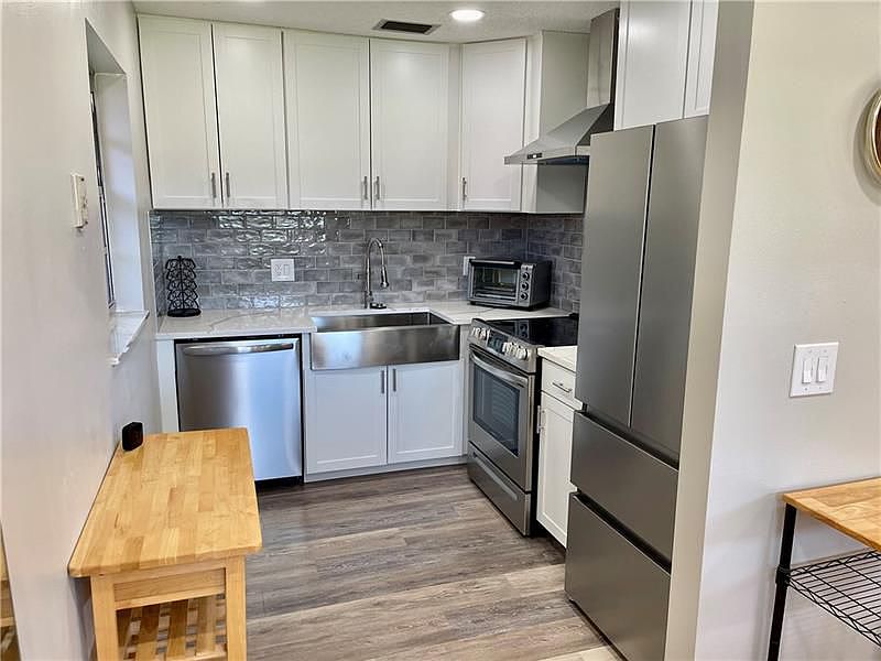 1st image of 35 Vista Palm Ln #203
