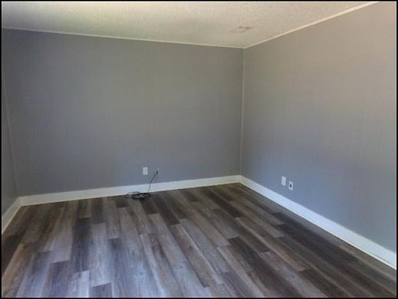 5th image of 5224 Southboro Ct APT B