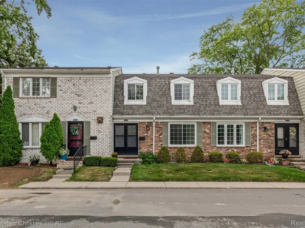 1833 Torquay Ave #233, Royal Oak, MI 48073