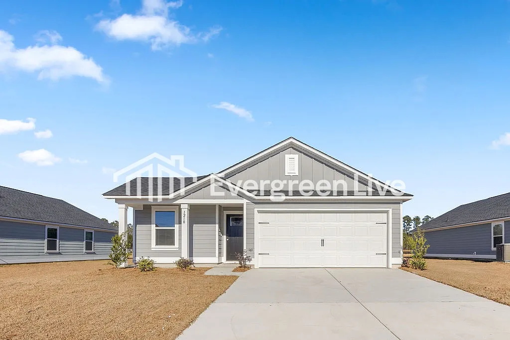 3 bed, 2.0 bath, 1046 sqft, $1,695 — Photo 2
