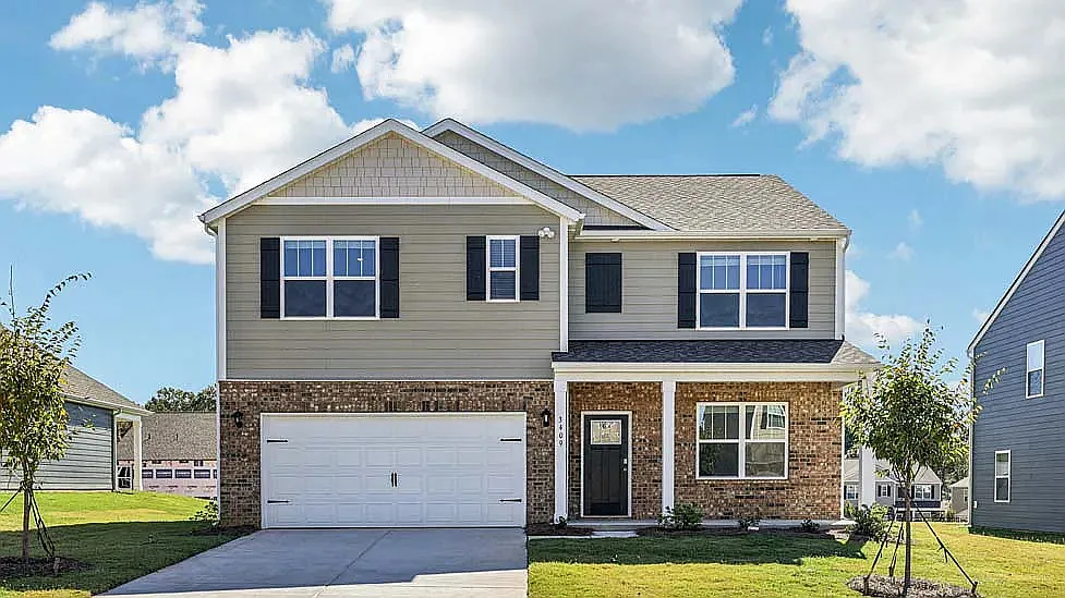 5 bed, 2511 sqft, $2,650 — Photo 1