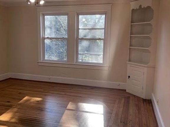 2nd image of 9 Howard St Floor 2
