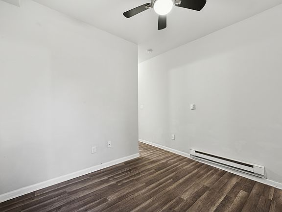 3rd image of 3601 Melon St #17574330