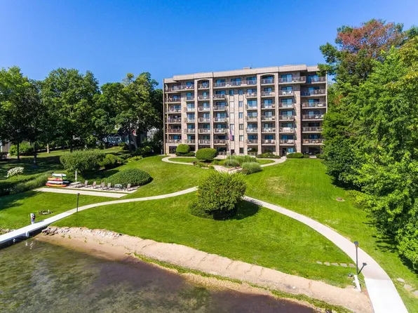 35 South Walworth AVENUE #504, Williams Bay, WI 53191