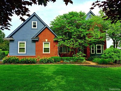 2290 Reidsview E, White Lake, MI, 48383