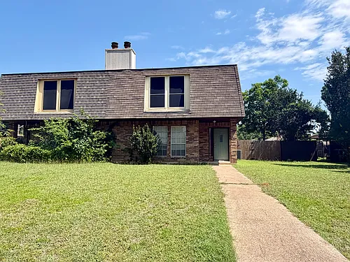 1301 Lovell Dr Photo 1