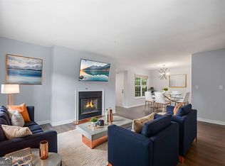 104 Glenleaf Dr, Norcross, GA 30092