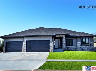 10211 Starlight Bay, Lincoln, NE 68527