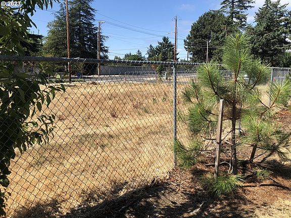 5th image of 134th Avenue And Powell Blvd