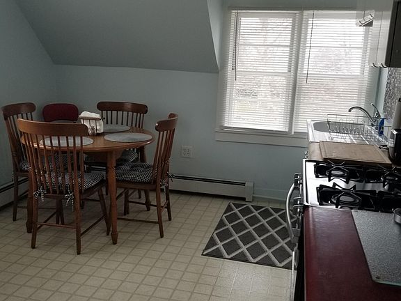 4th image of 270 N Shore Dr APT 3