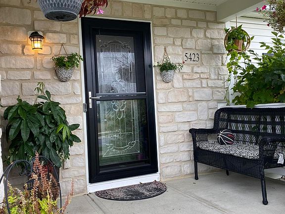 3rd image of 5423 Redwater Dr