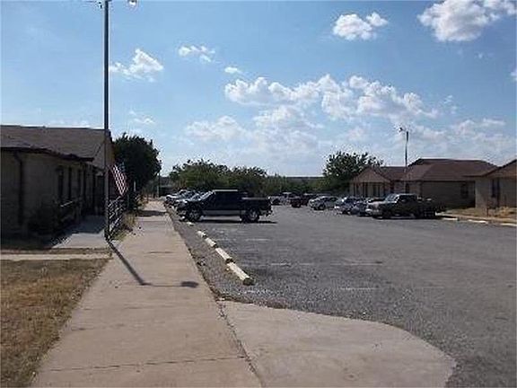 4th image of 309 Walnut Hill Dr
