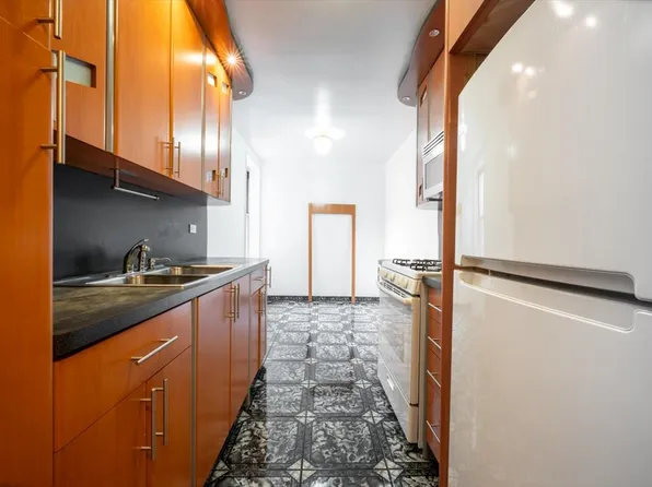 65-65 Wetherole Street image 5 of 16