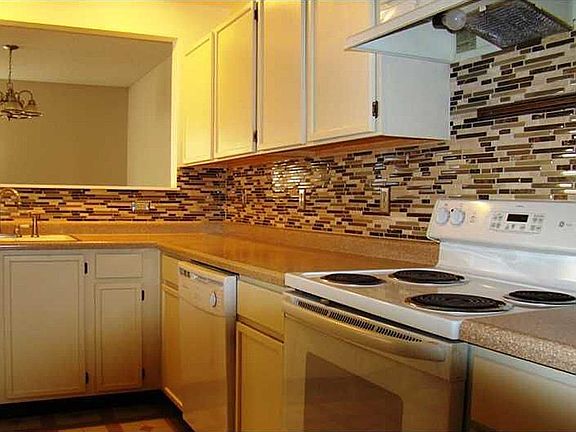 3rd image of 16699 Aulton Dr