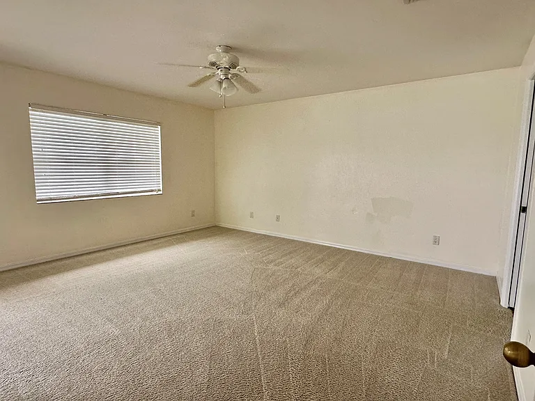 2306 NE 16th Ter #2306 — Photo 20