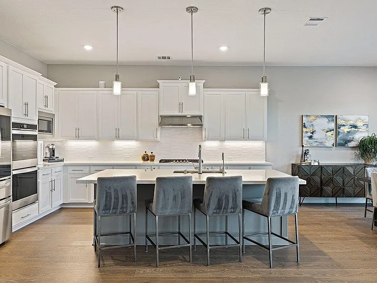 7337 Jument Dr — Photo 18