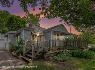 6327 Grovenburg Rd, Lansing, MI 48911