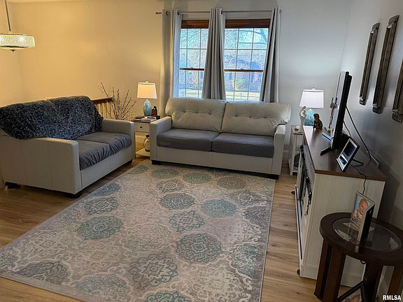 4th image of 504 Brandywine Rd