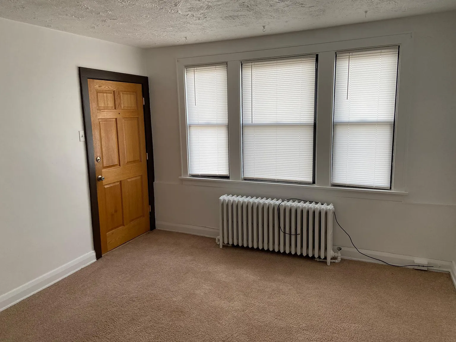3225 W Liberty Ave — Photo 2