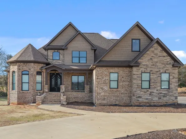 174 Isom Dr, Cherokee, AL 35616