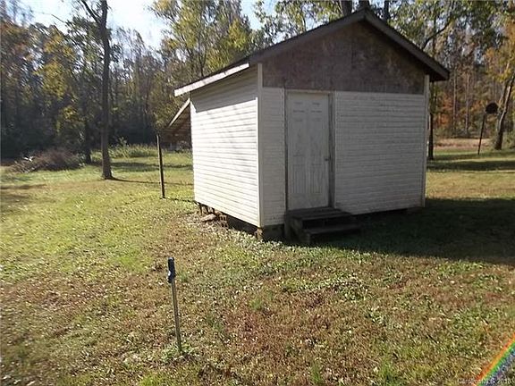 3rd image of 195 Haynes Dr