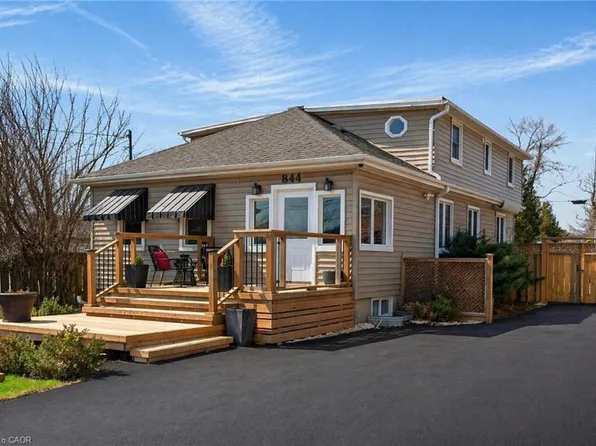 844 Upper Wellington St, Hamilton, ON L9A 3R9