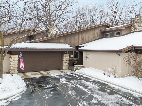 2nd image of 2661 Northern Rd APT E