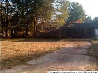 14428 Peairs Rd, Zachary, LA 70791