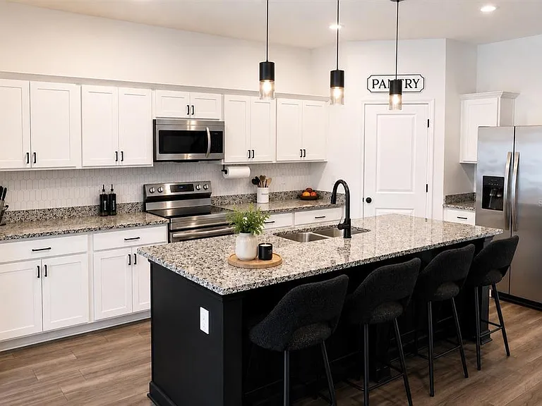 35584 Eastbrook Ave — Photo 4