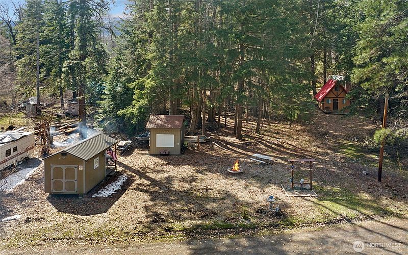 2nd image of 71 Night Hawk Lane