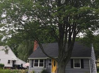 60 Fisher Rd, Middletown, CT 06457