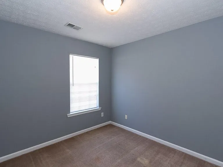 138 Blake Ave — Photo 6