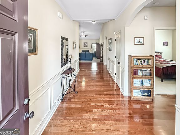 2nd image of 103 Camden Rd