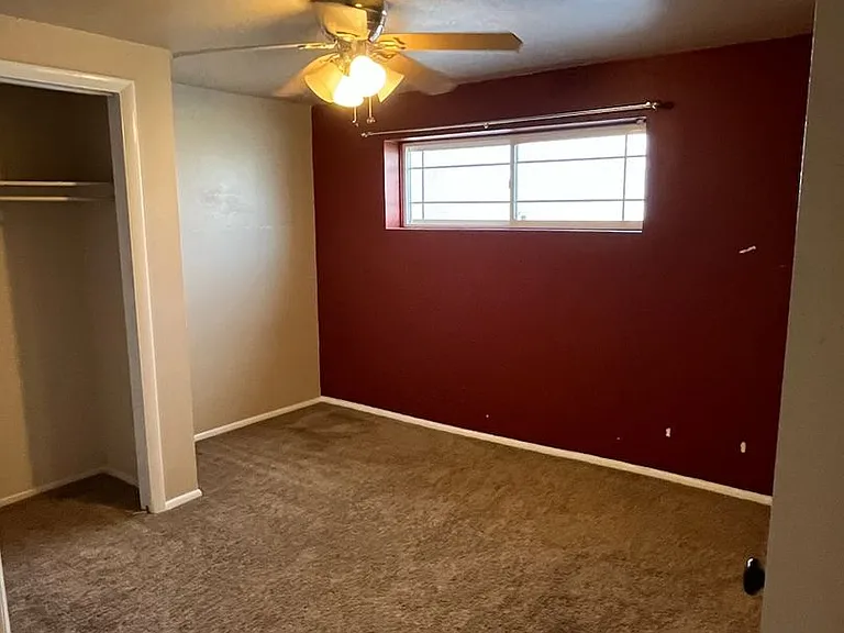 2 E Robbers Roost Ln #4 — Photo 2