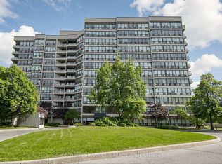 12 Laurelcrest St #912, Brampton, ON L6S5Y4
