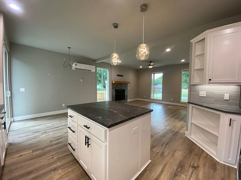 307 S Atoka Ave — Photo 13