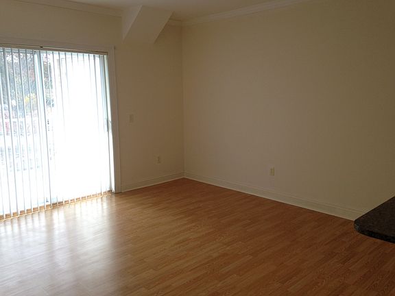 Bright Living Room w/ hardwood floors