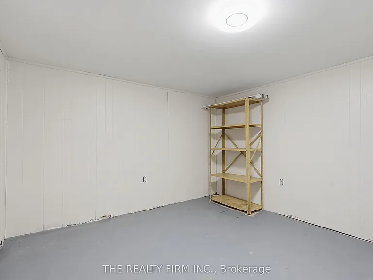 45 Amy Cres — Photo 29