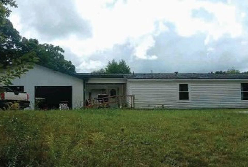 1st image of 7421 Walker St
