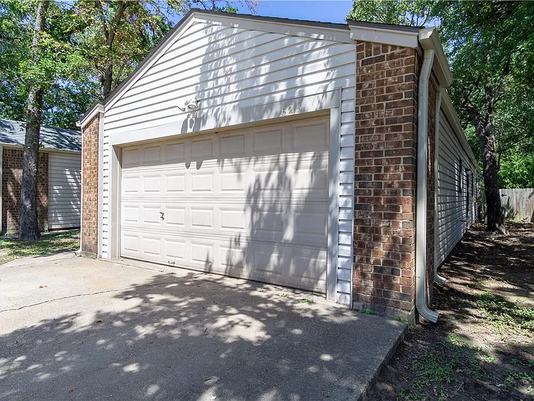 625 San Mario Ct — Photo 2