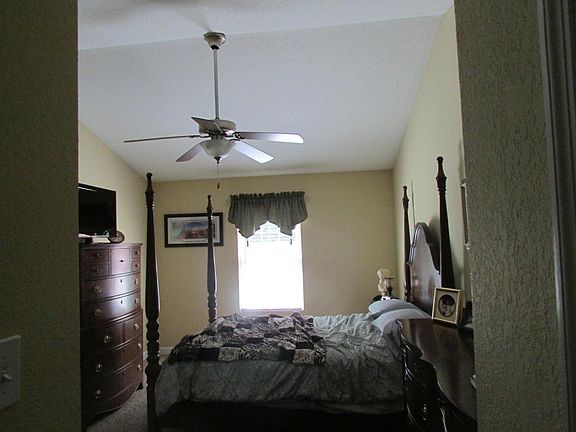 4th image of 790 Battlecreek Way