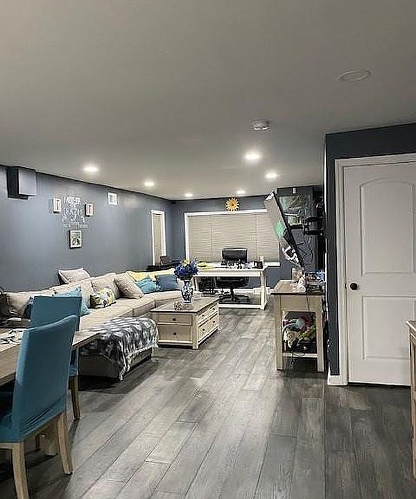 1st image of 60 Houseman Ave