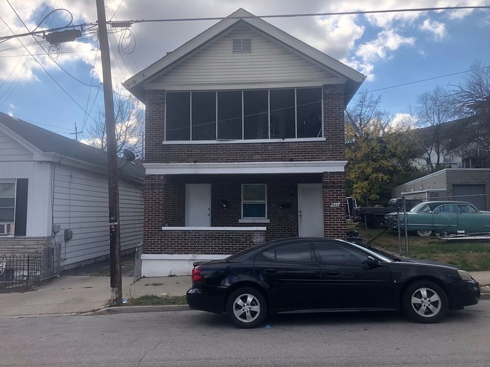 2nd image of 811 Lewis St